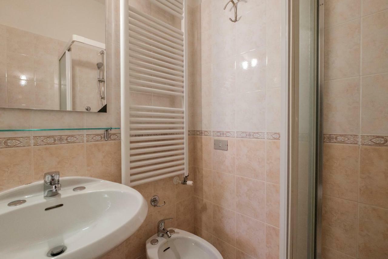 Residence Holiday Sirmione B8 Zewnętrze zdjęcie