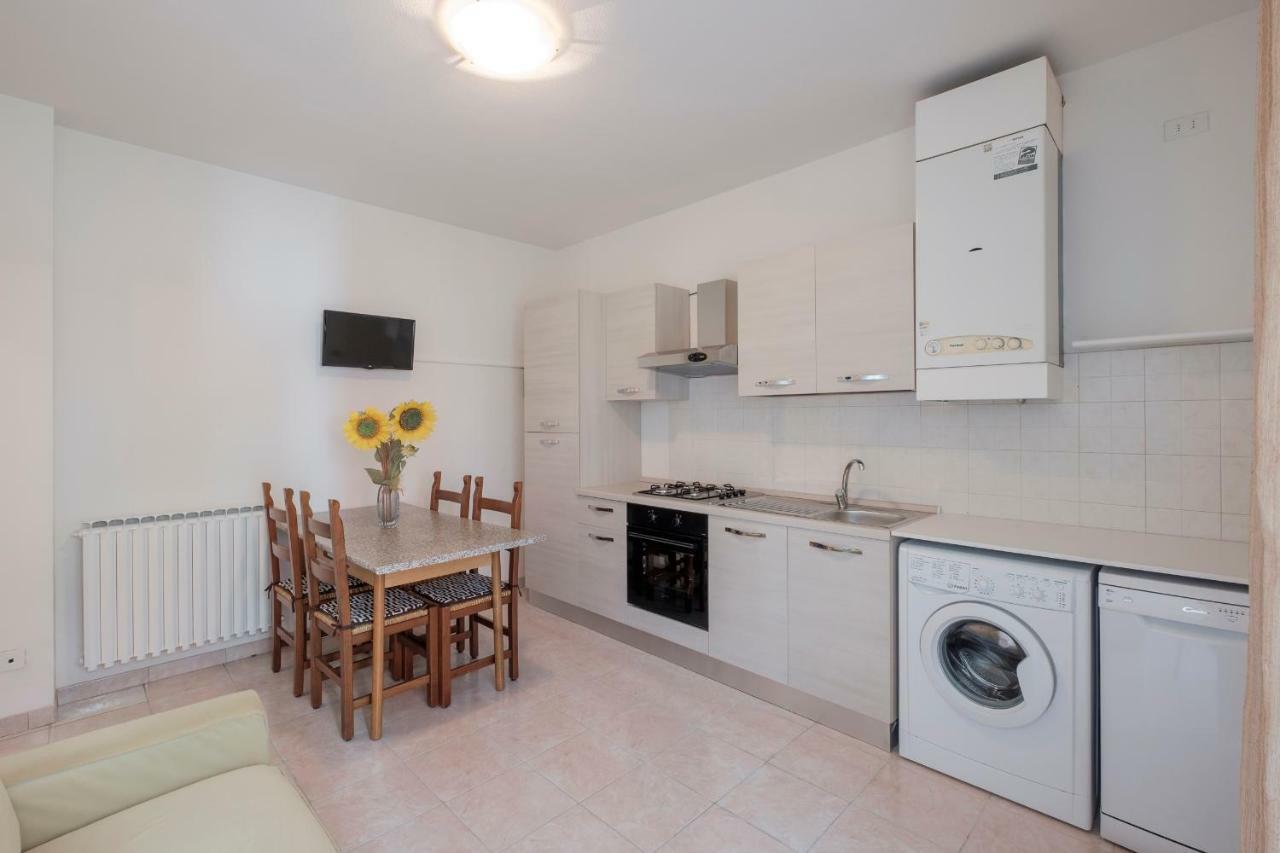 Residence Holiday Sirmione B8 Zewnętrze zdjęcie